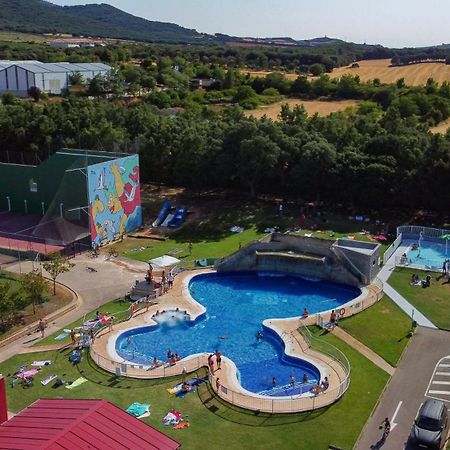 Camping Iratxe Ciudad De Vacaciones Ayegui Ngoại thất bức ảnh